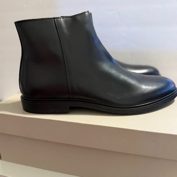 ? Kenneth Cole Reaction Men display picture 2